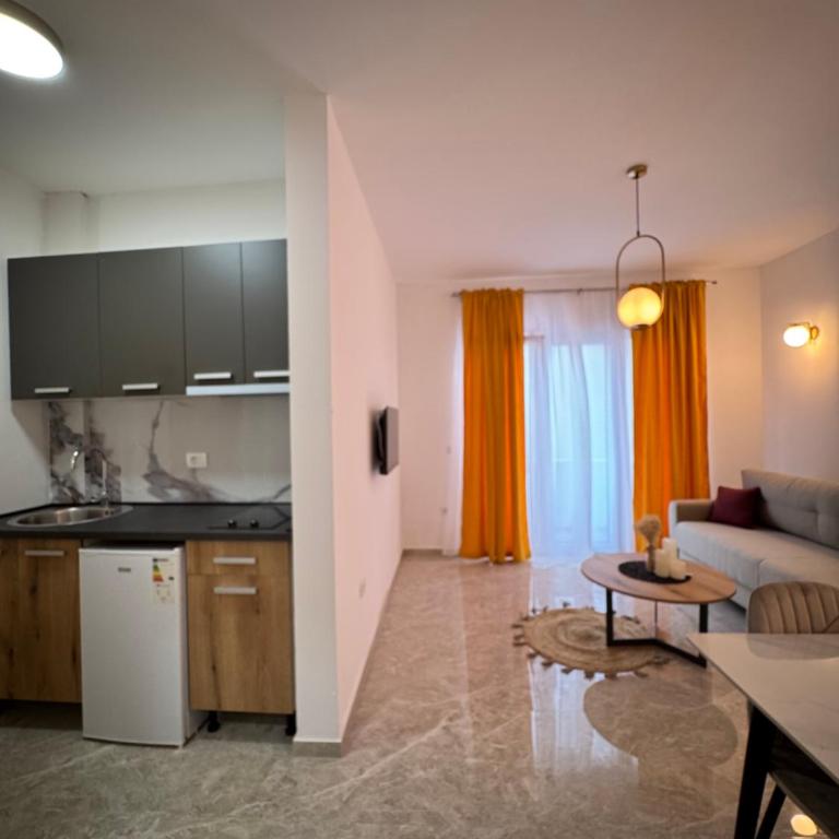 S APARTMENTS - Apartment - 2