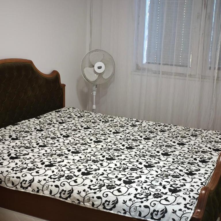 stan - One-Bedroom Apartment - 1