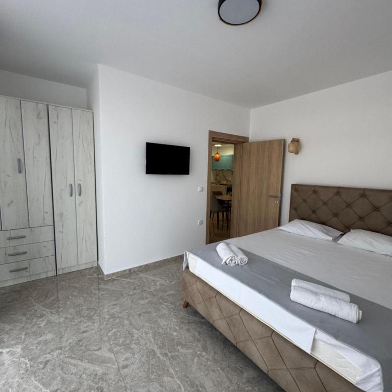 S APARTMENTS - Apartment - 2