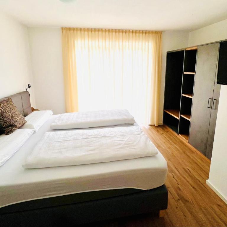 HOLZLODGE APARTMENTS - Alpine Living in Radstadt - Salzburger Sportwelt - Familien-Apartment mit 2 Schlafzimmern - 5