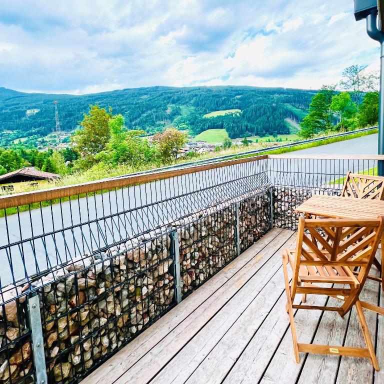 HOLZLODGE APARTMENTS - Alpine Living in Radstadt - Salzburger Sportwelt - Familien-Apartment mit 2 Schlafzimmern - 4