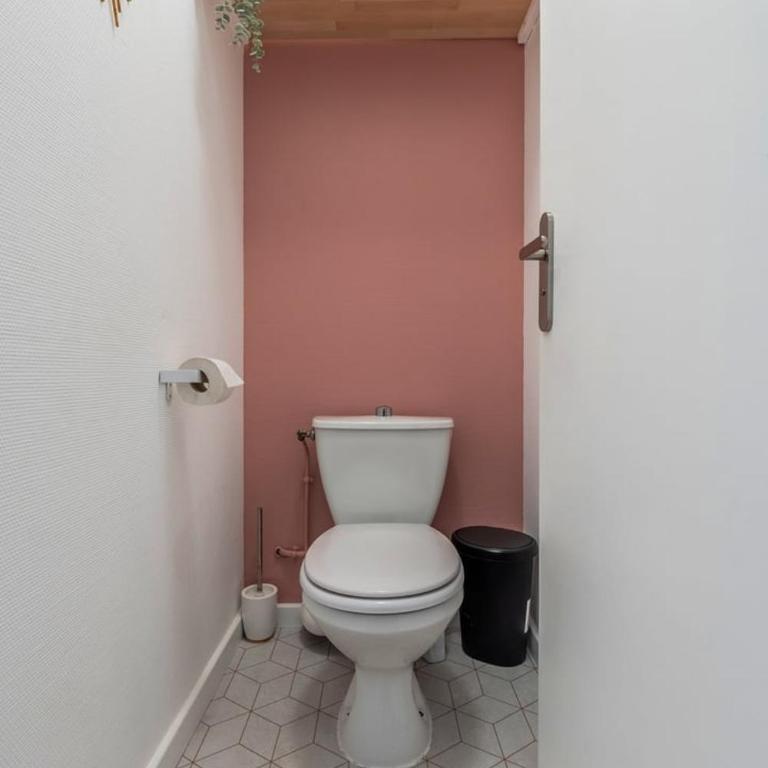 Studio calme avec parking, proche métro - Appartement - 16
