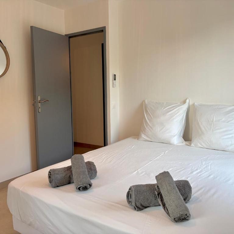 Lou Tavan - Villa Rénovée avec Piscine & Jacuzzi - 4 Chambres - Villa - 29
