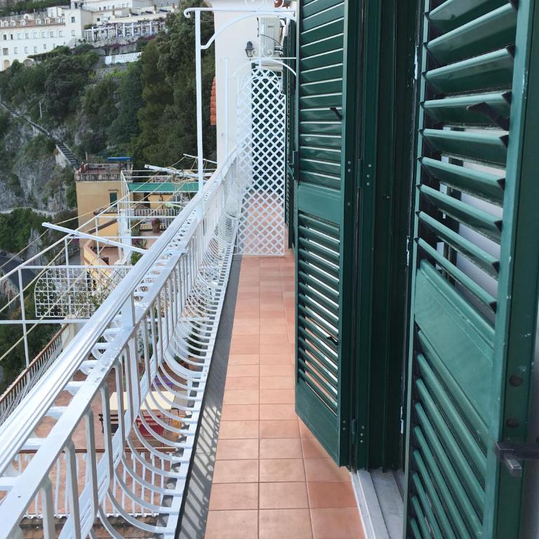 Apartments Amalfi Design Sea View accessible by 250 steps - Appartamento Comfort con Vista Mare - 15