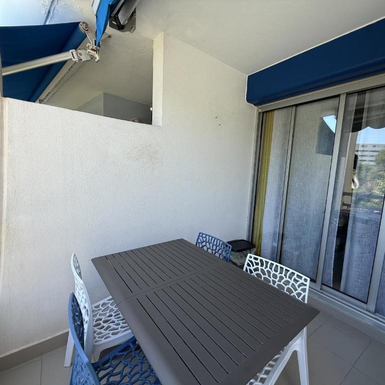 Sol-y-Days Tahiti, Studio Cab 4PERS à 100m de la plage - Apartment - 11