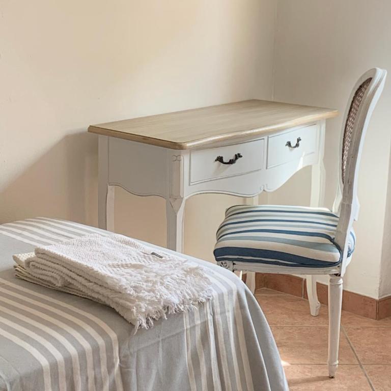 Casa di Luca - Three-Bedroom House - 43