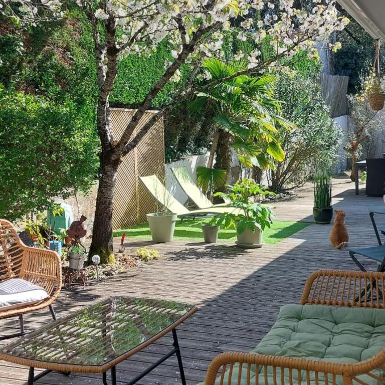 Villa Pontaillac - Three-Bedroom House - 4