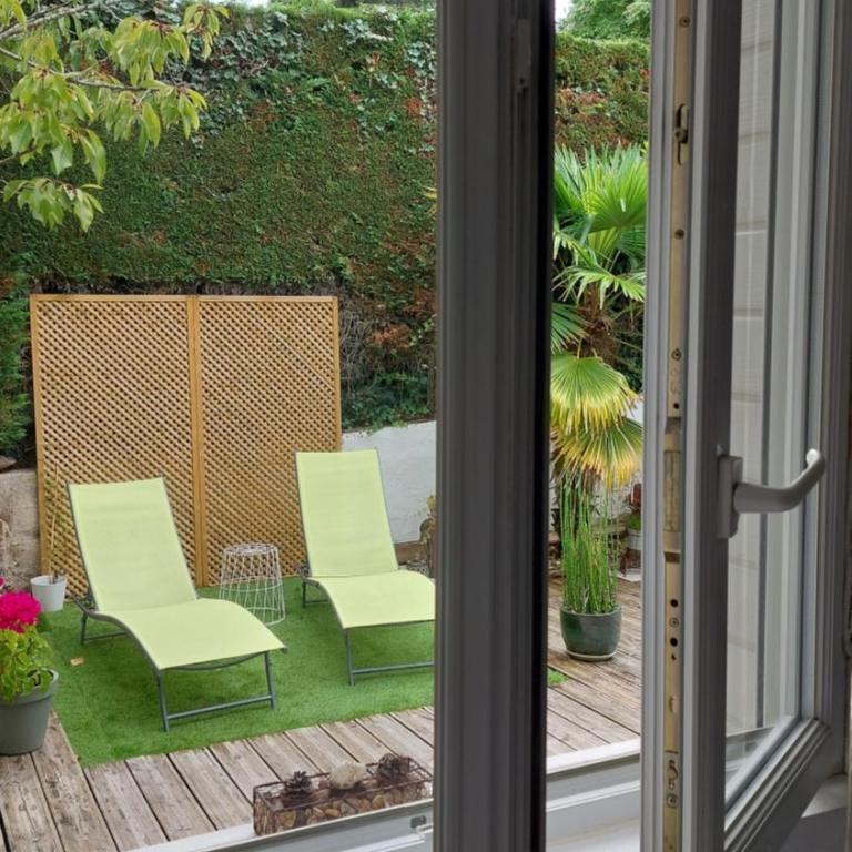 Villa Pontaillac - Three-Bedroom House - 12