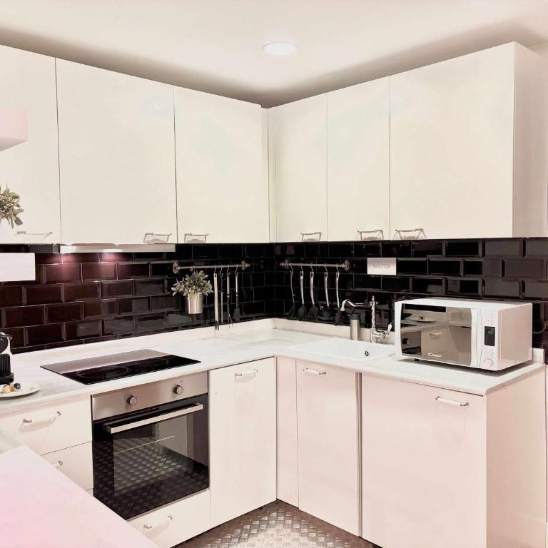 Santo Domingo II - 1 Bedroom Apartment in Gran Via - Apartamento - 11