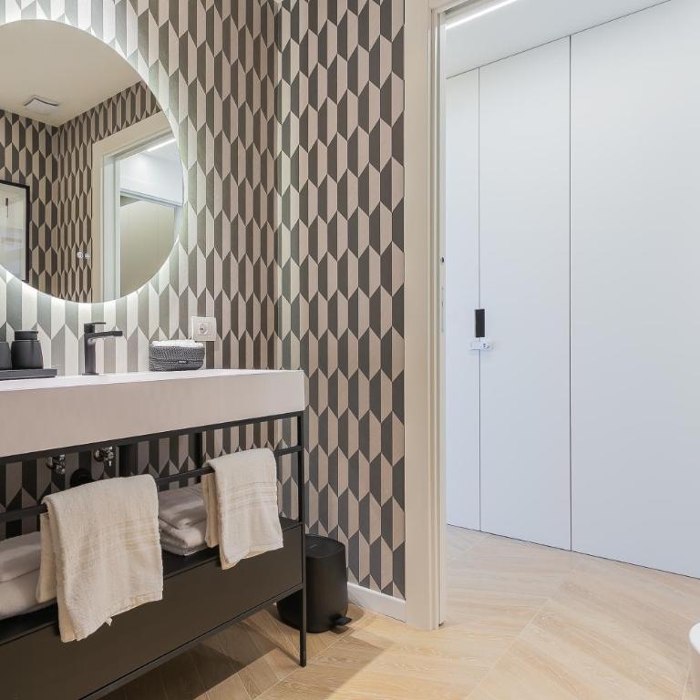 Dimora Chiara - Appartamento con 1 Camera da Letto con Balcone e Vista Città - 8
