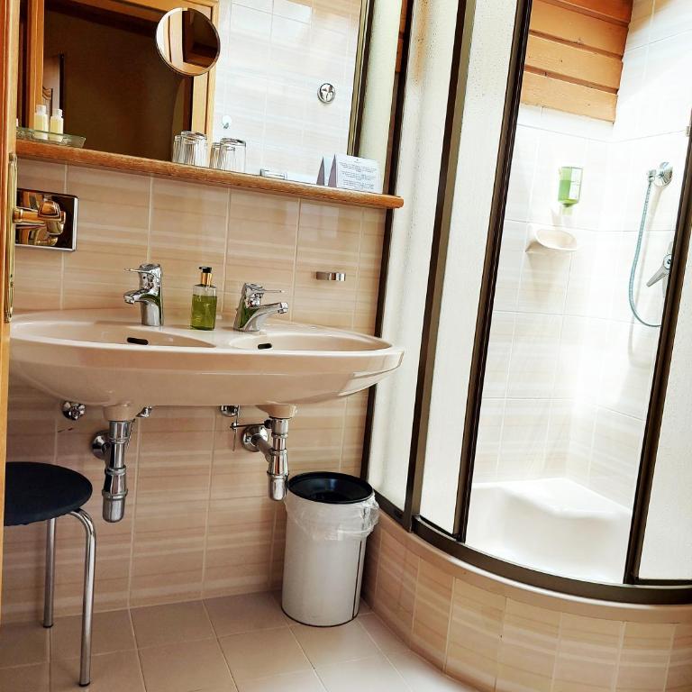 Wohlfühl & Genusshotel Felsenhof - Familienstudio - Nebengebäude - 4