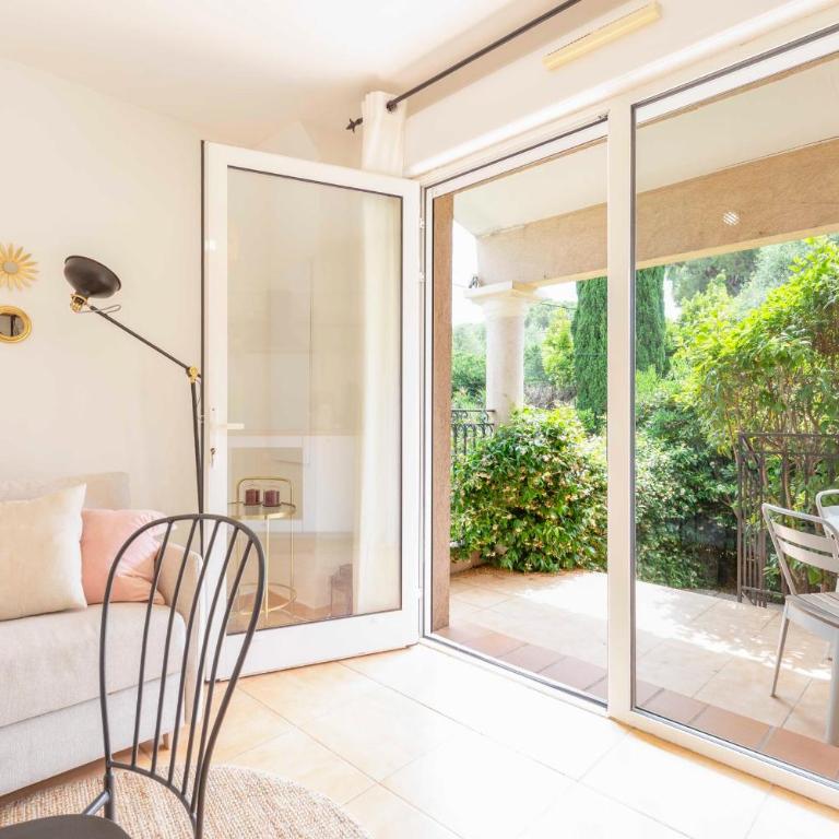 Exceptional 1-Bedroom Apartment 300m from Garoupe Beach Cap d’Antibes - Appartement - 17