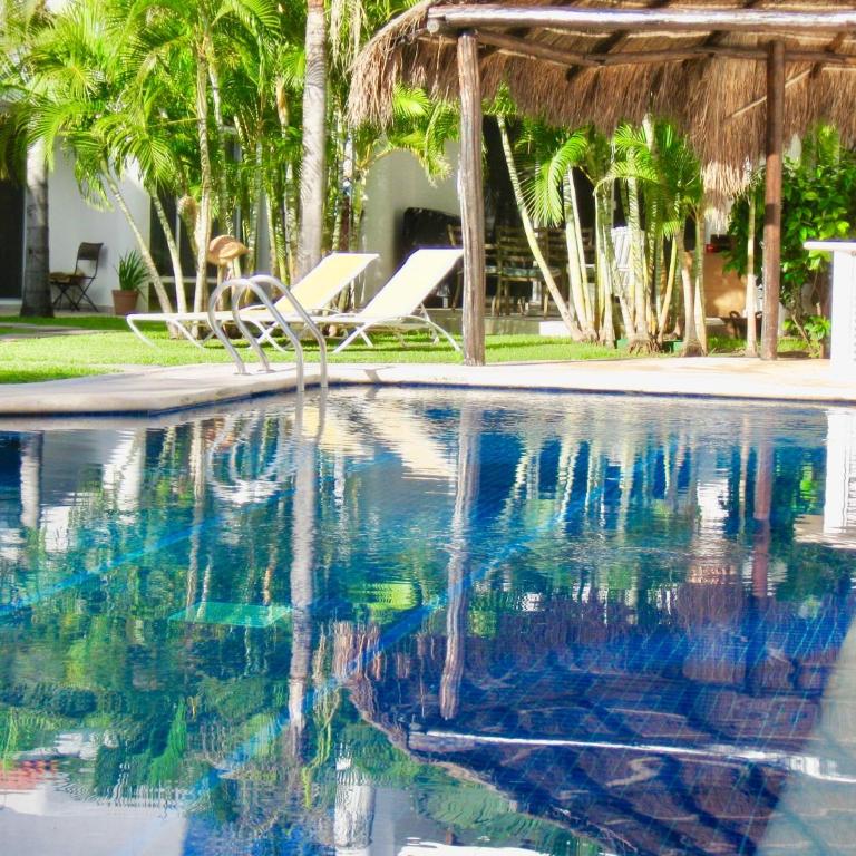 Deluxe Balcony Room With Swimming Pool Air Conditioning and Parking - Comfort Quadruple Room - 10