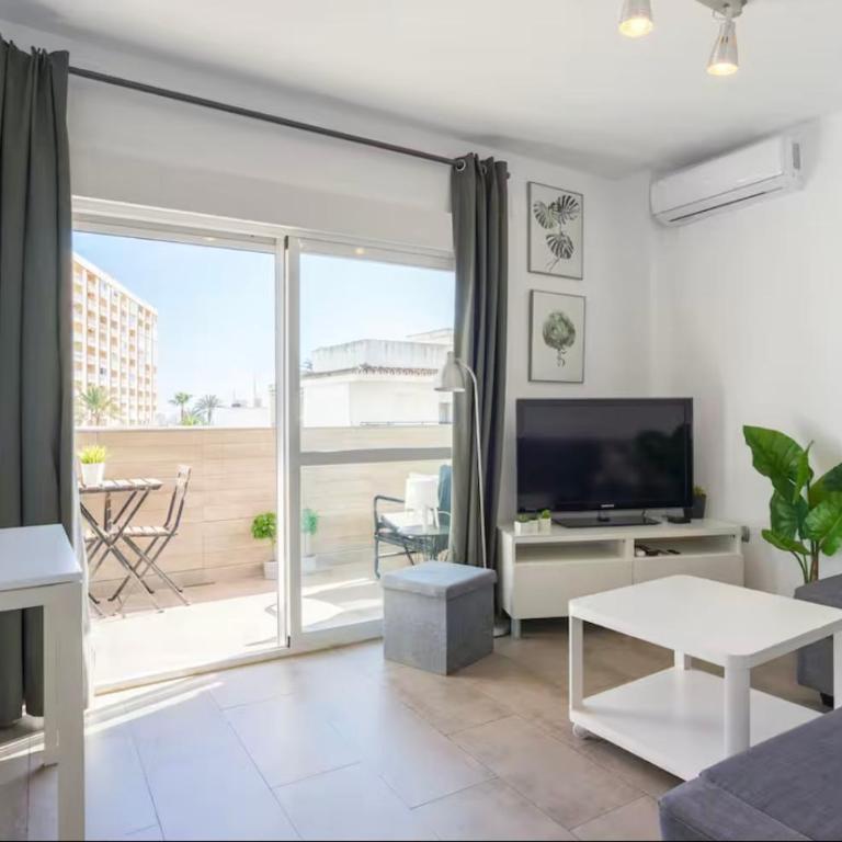 Centro Torremolinos con Parking - Apartamento de 1 dormitorio - 1