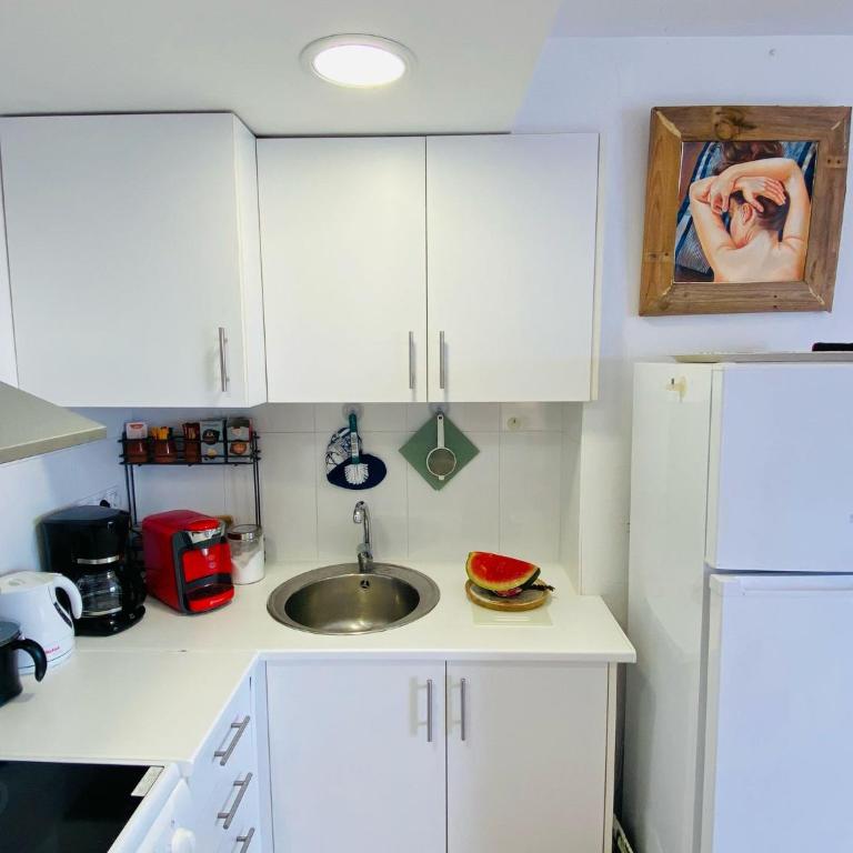 Roses Holiday Center 2408 - Studio Apartment with Sea View - 10