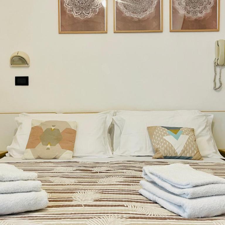 Albergo Villa Denny - Camera Quadrupla con Balcone - 33