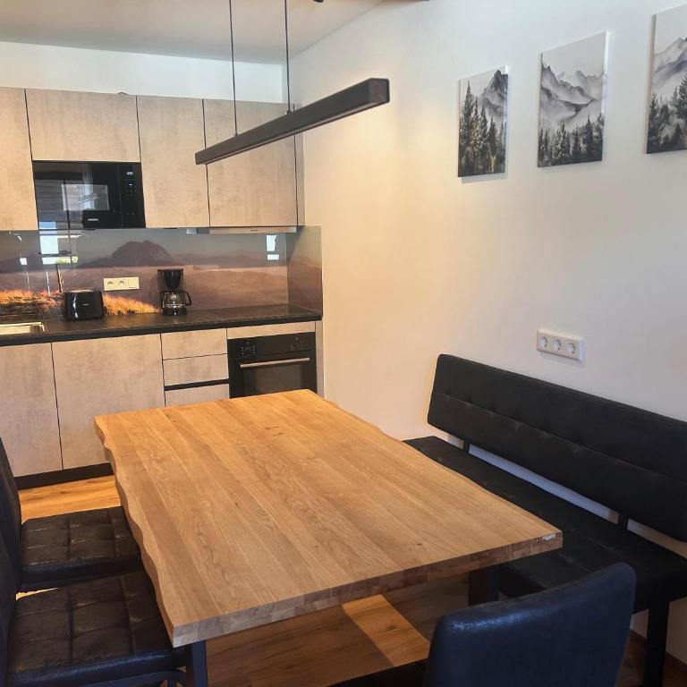 Appartements Ehrensberger - Apartment mit 2 Schlafzimmern und Dusche - 10