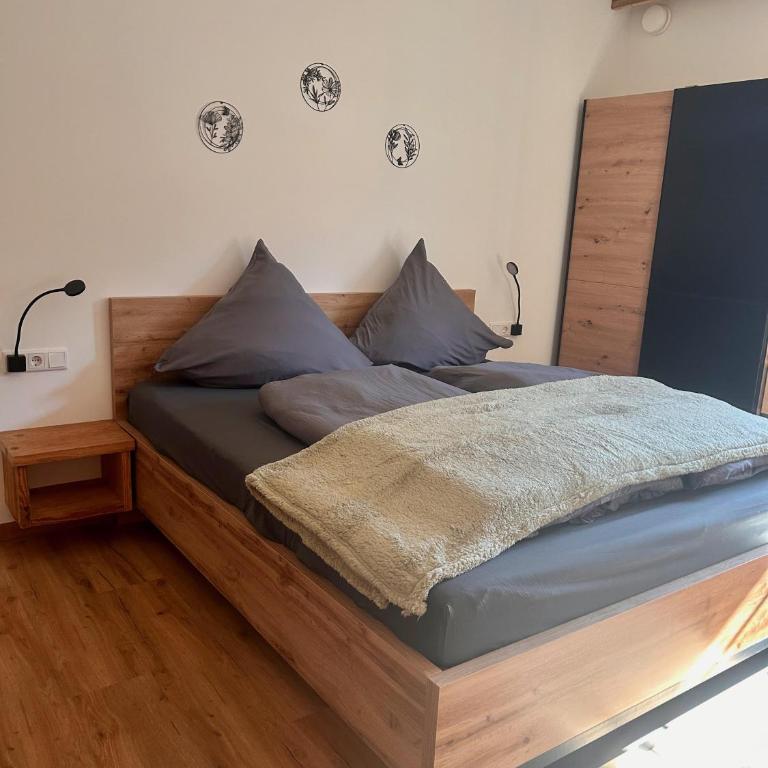Appartements Ehrensberger - Apartment mit 2 Schlafzimmern und Dusche - 17