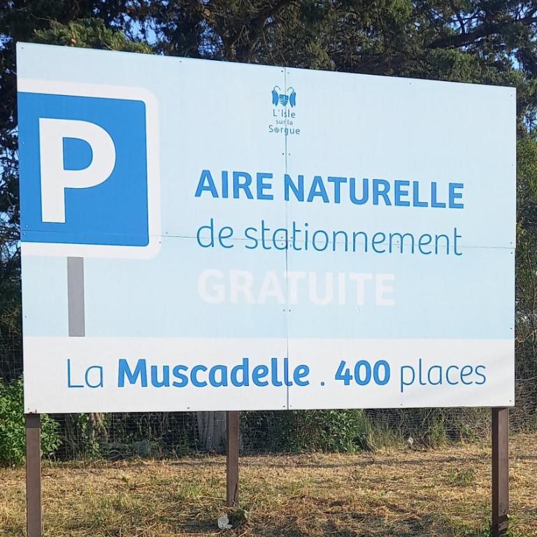 Le Petit Studio - 15 m2 - Centre Ville - Sorgue à 50 m - Estudio Superior - 27