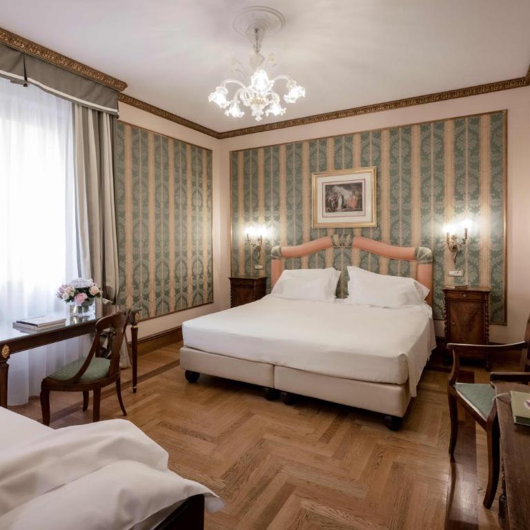 Due Torri Hotel - Camera Familiare Deluxe - 3