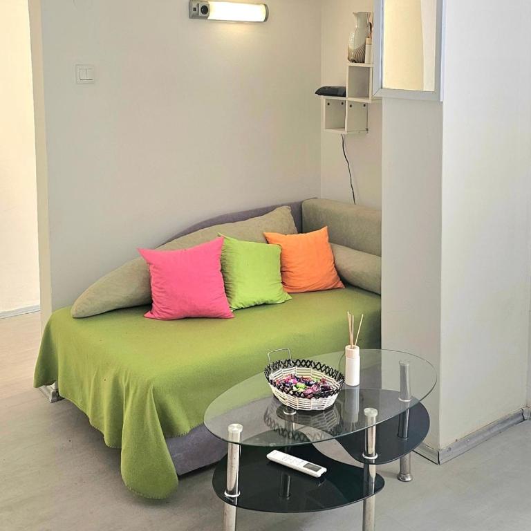 Small & Cute Downtown Apartment with parking - One-Bedroom Apartment - 10
