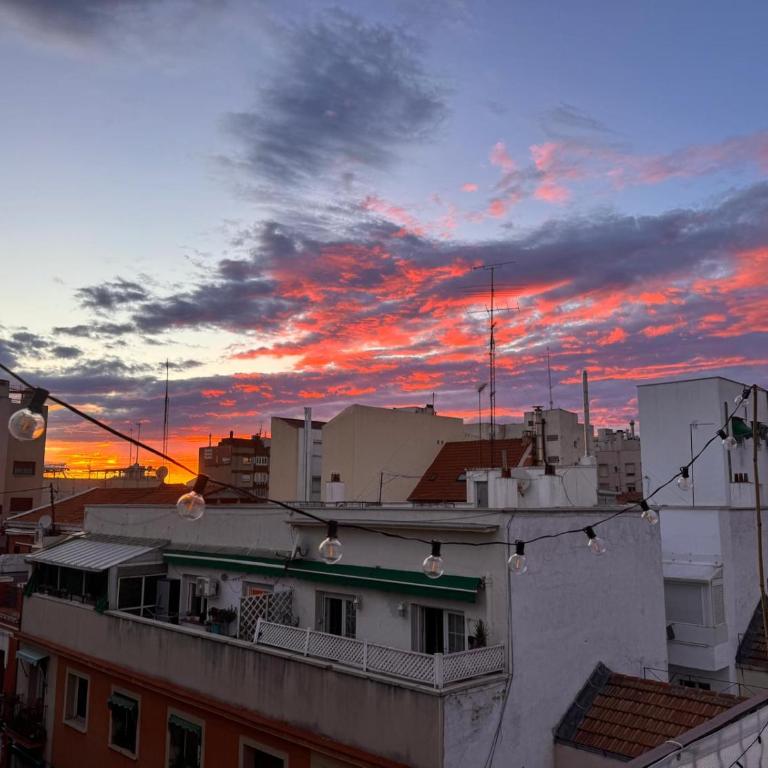 Rooftop Bernabeu Retreat - Two-Bedroom Apartment with Balcony and Terrace - 3