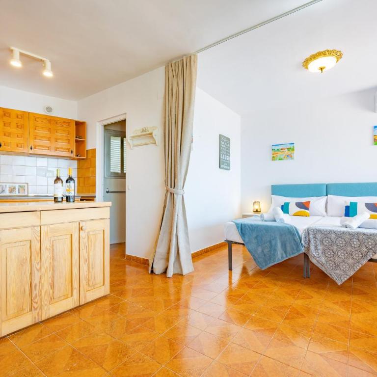 Villa Alicia - PlusHolidays - Villa - 41