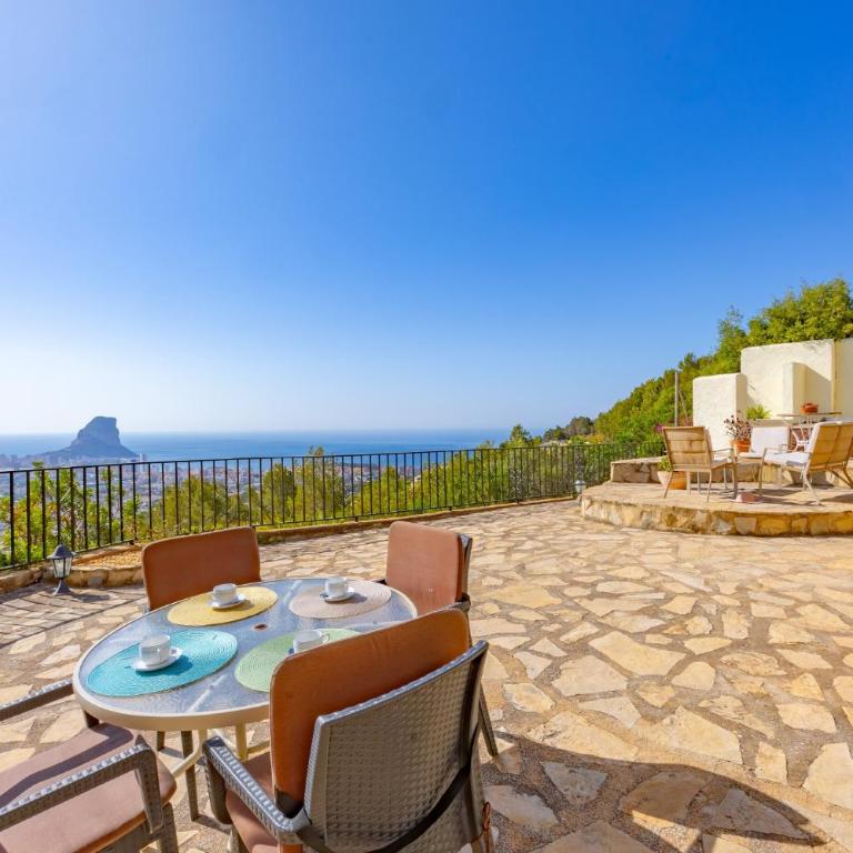 Villa Alicia - PlusHolidays - Villa - 2