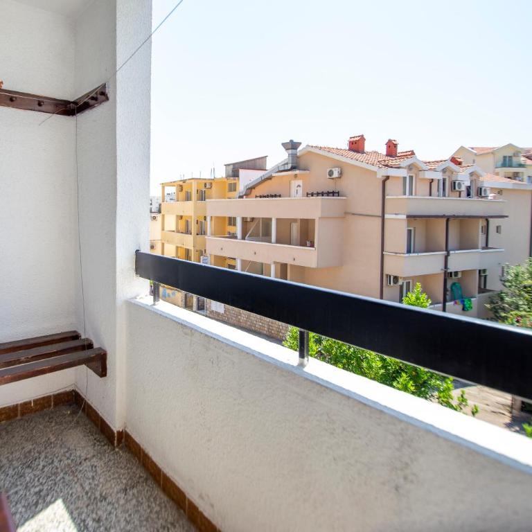 Apartments Palma - Četvorokrevetna Soba s Terasom - 11