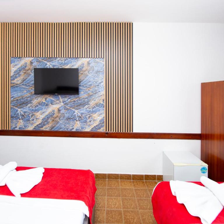 Apartments Palma - Četvorokrevetna Soba s Terasom - 13
