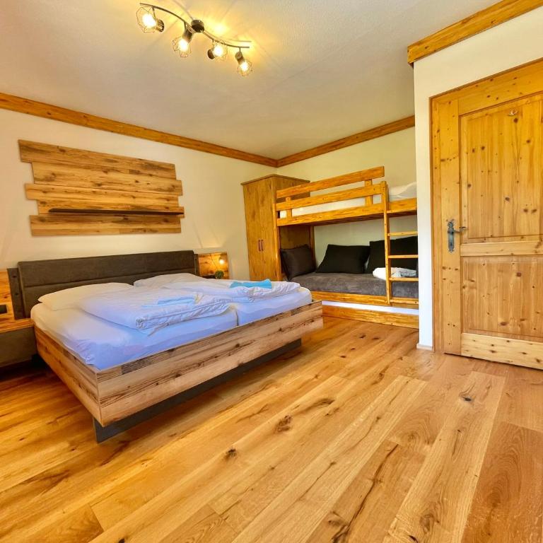 Appartement Mama - Apartment mit 3 Schlafzimmern und Balkon - 22