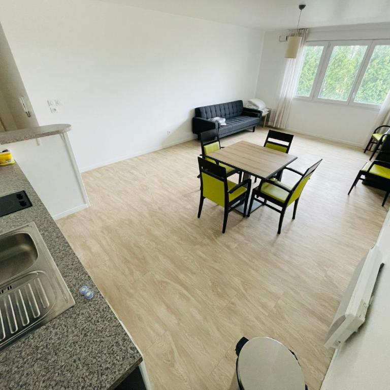 Rouen Confort - 395 - Two-Bedroom Apartment - 11