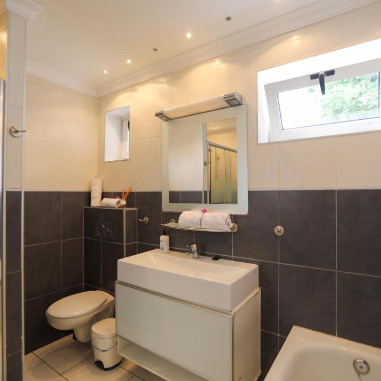 The Tree House Tenerife - Habitación Doble con baño privado - 6
