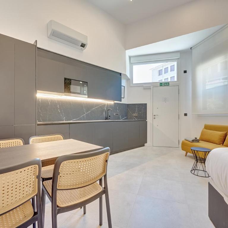 Apartamentos la Colmena by Clabao - Studio - 12