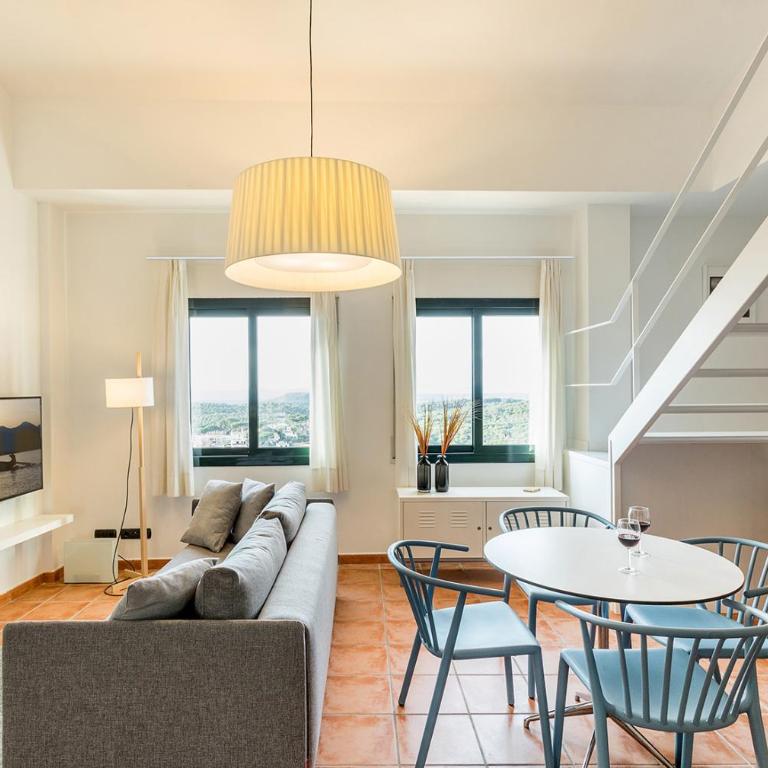 Begur Sunset 2 bedroom loft close to the center of Begur. With terrace and gorgeous sea views H42 - Apartamento de 2 dormitorios - 17
