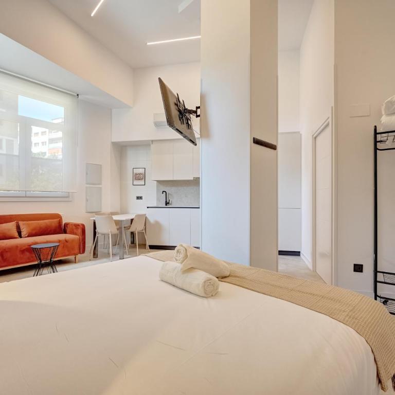 Apartamentos la Colmena by Clabao - Studio - 9