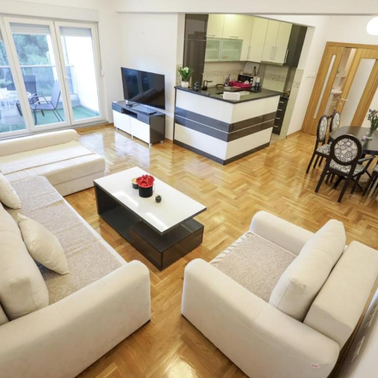 Apartman Miris Borova - Apartman sa 2 Spavaće Sobe - 1