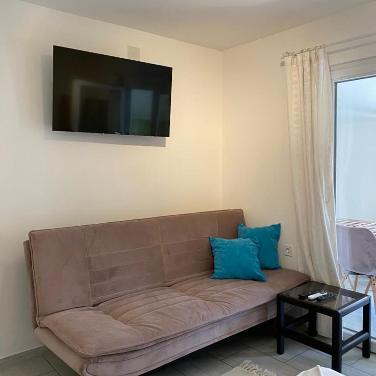 Apartments and Rooms Radivojević Niš - Dvokrevetna Soba sa Bračnim Krevetom/Zasebnim Krevetima i Balkonom - 6