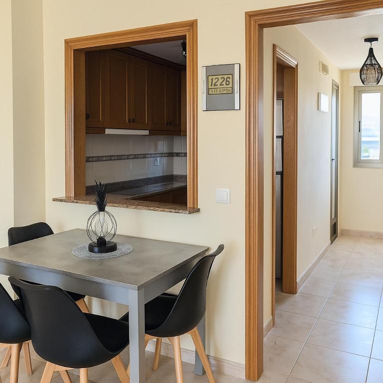 Apartamento con piscina de verano e invierno - Apartamento de 2 dormitorios con vistas a la piscina - 34