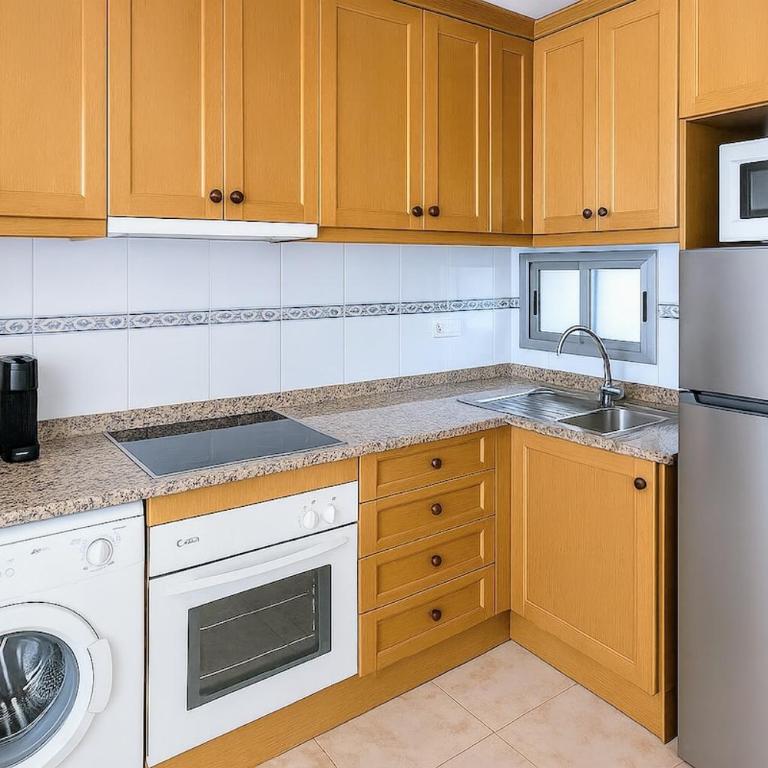 Apartamento con piscina de verano e invierno - Apartamento de 2 dormitorios con vistas a la piscina - 17