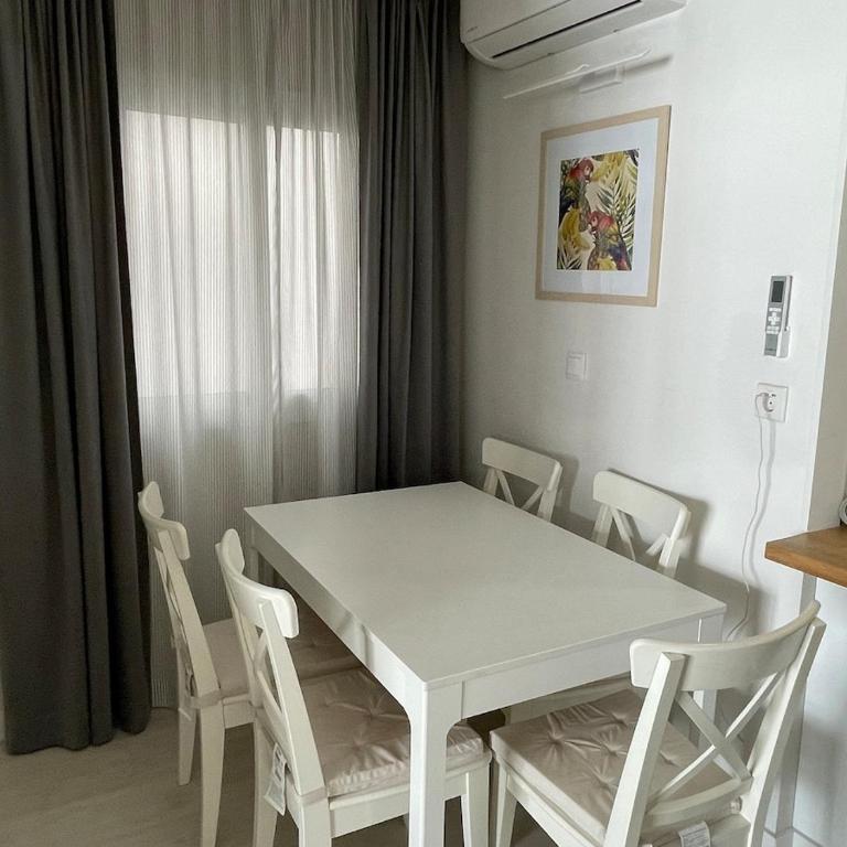 2 bedroom Central Apartment in Torremolinos - Apartamento de 2 dormitorios - 3
