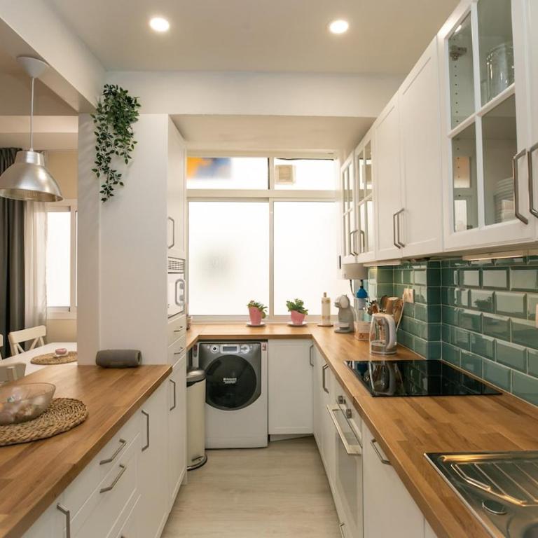 2 bedroom Central Apartment in Torremolinos - Apartamento de 2 dormitorios - 4