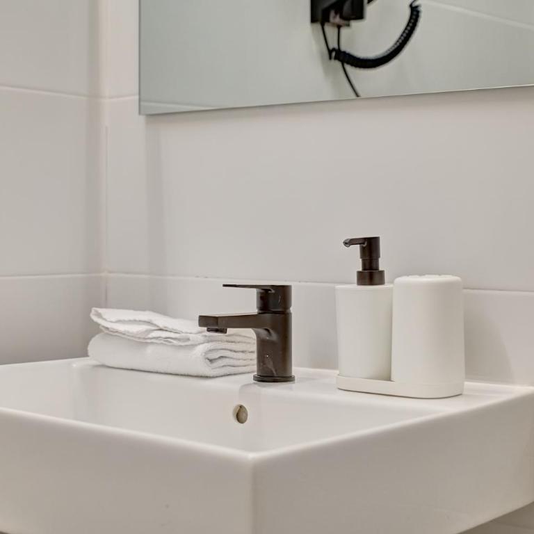 Apartamentos la Colmena by Clabao - One-Bedroom Apartment - 3