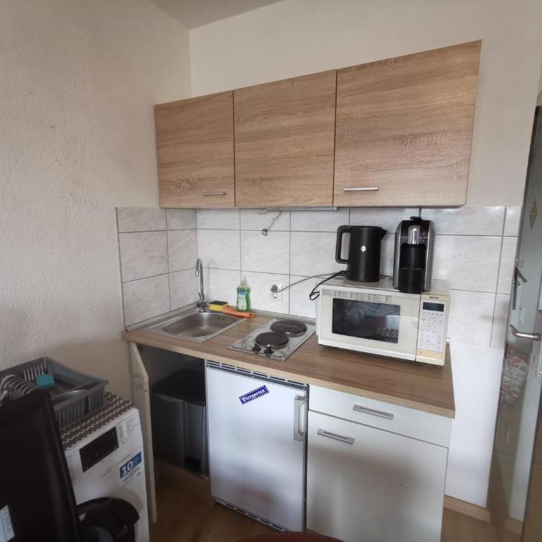 nähe U-Bahn U3, 15 min Zentrum - Apartment mit 1 Schlafzimmer - 4