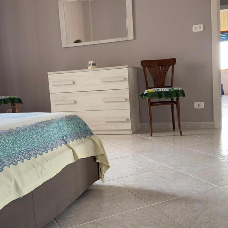 4 beds - 2 bedrooms near the station - Apartment mit 1 Schlafzimmer - 22