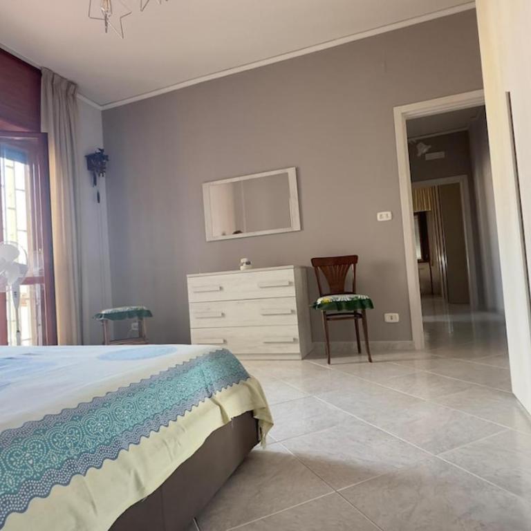 4 beds - 2 bedrooms near the station - Apartment mit 1 Schlafzimmer - 26