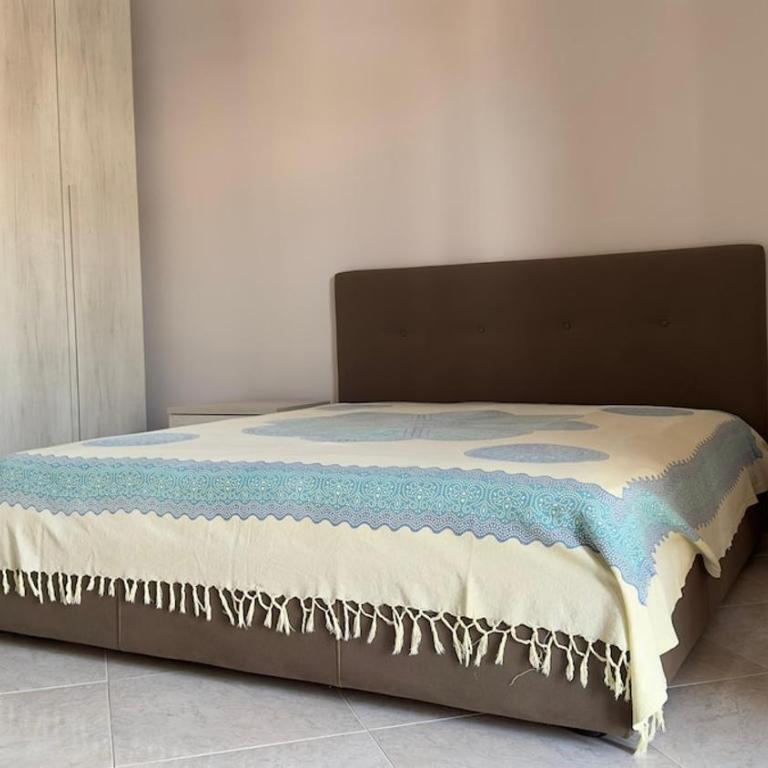 4 beds - 2 bedrooms near the station - Apartment mit 1 Schlafzimmer - 30