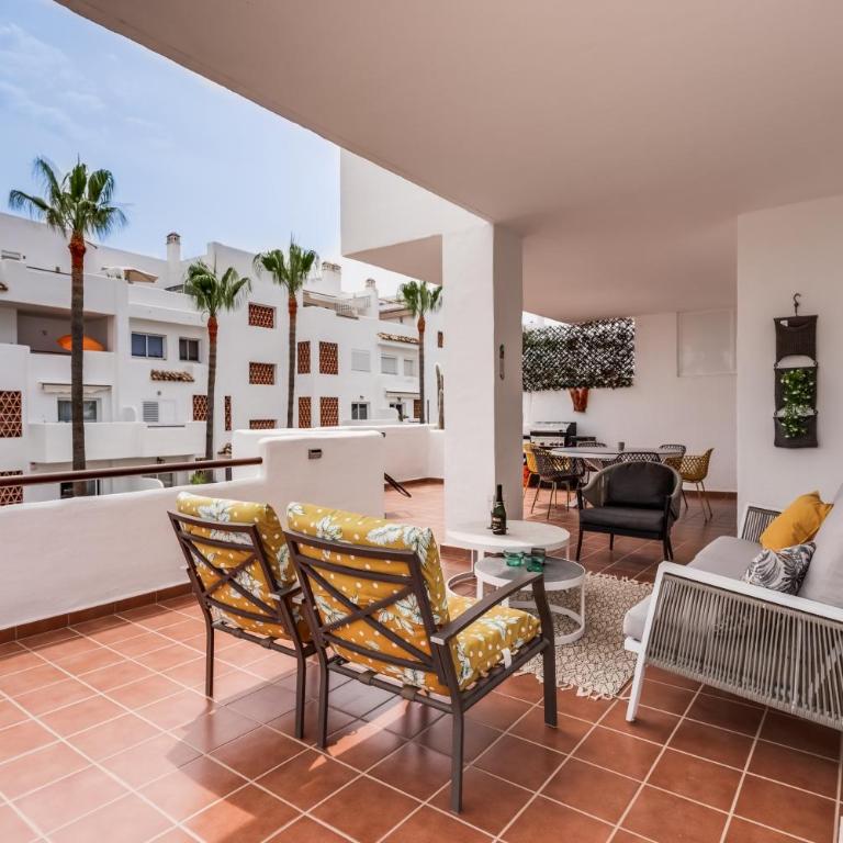 Spacious apartement with large terraces Lunymar Golf, Estepona - Apartamento de 3 dormitorios - 13