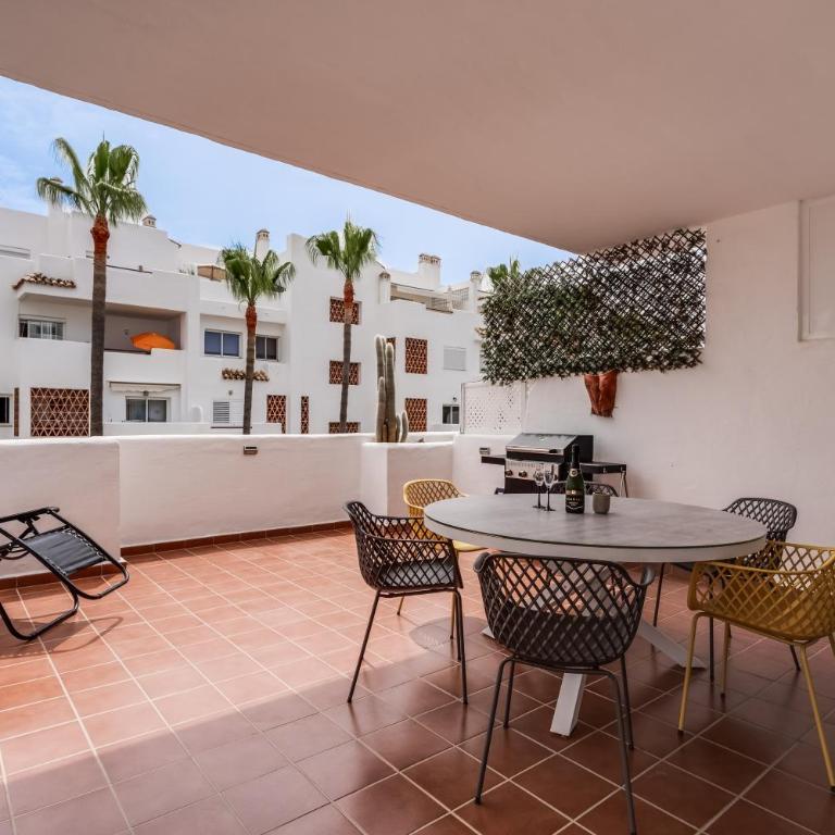 Spacious apartement with large terraces Lunymar Golf, Estepona - Apartamento de 3 dormitorios - 16