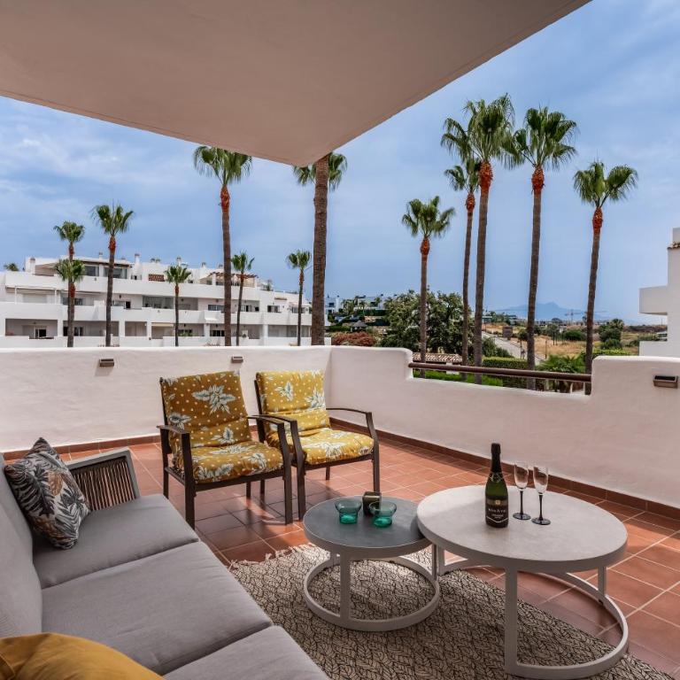 Spacious apartement with large terraces Lunymar Golf, Estepona - Apartamento de 3 dormitorios - 15